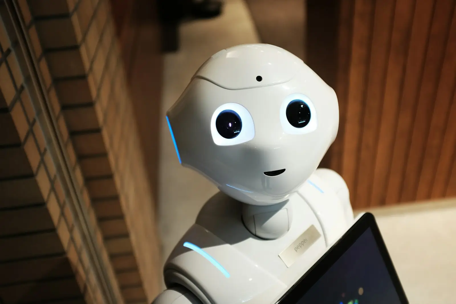 Friendly service robot representing AI assistance