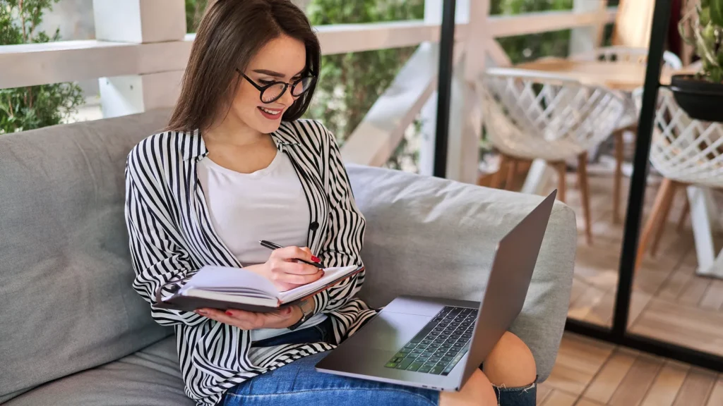 How to Learn AI from Scratch: A Roadmap for Students and Beginners