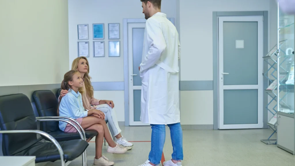 SMM for Medical Clinics and Doctors: How to Build Trust Online Without Breaking Rules